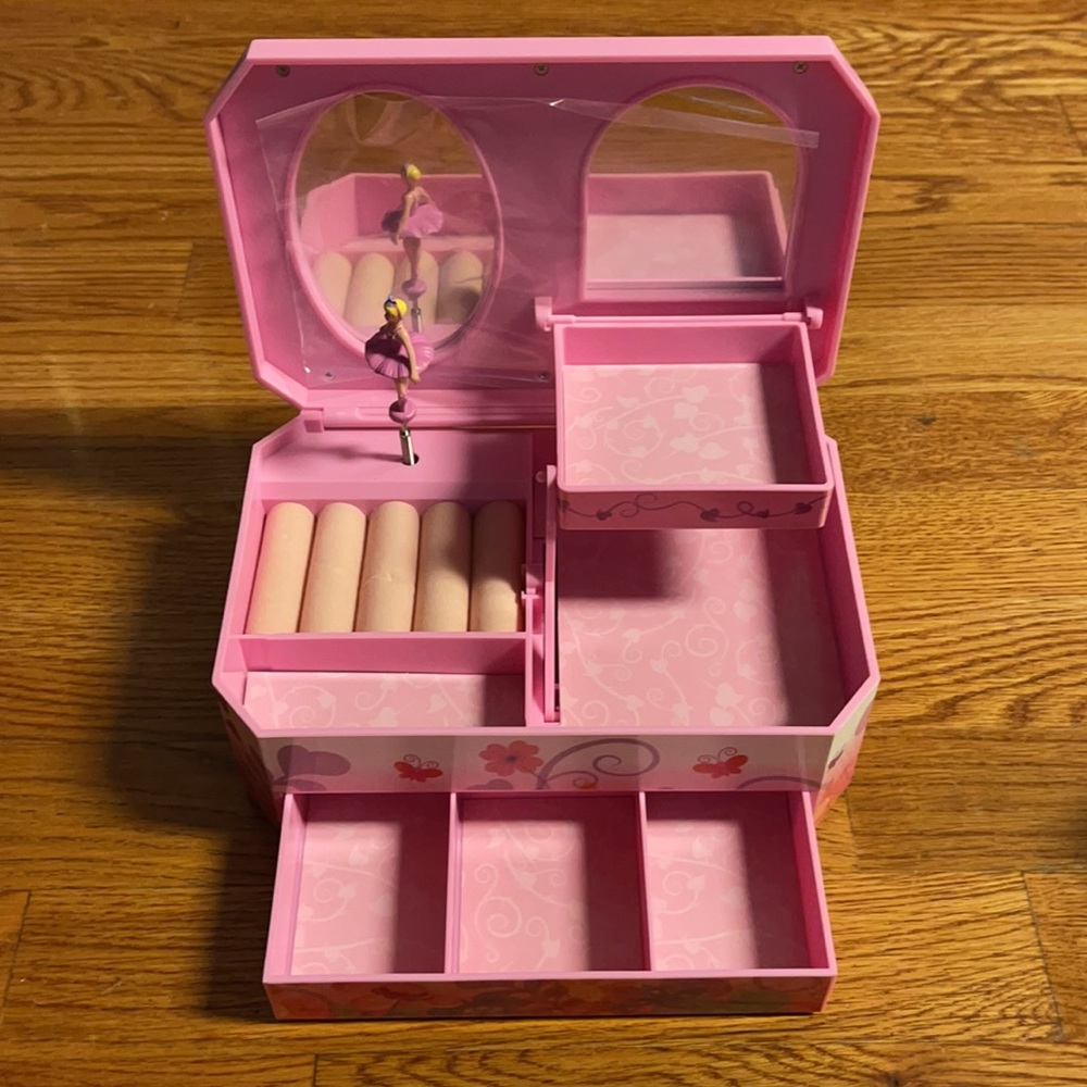 Mele & Co. Jewelry Box